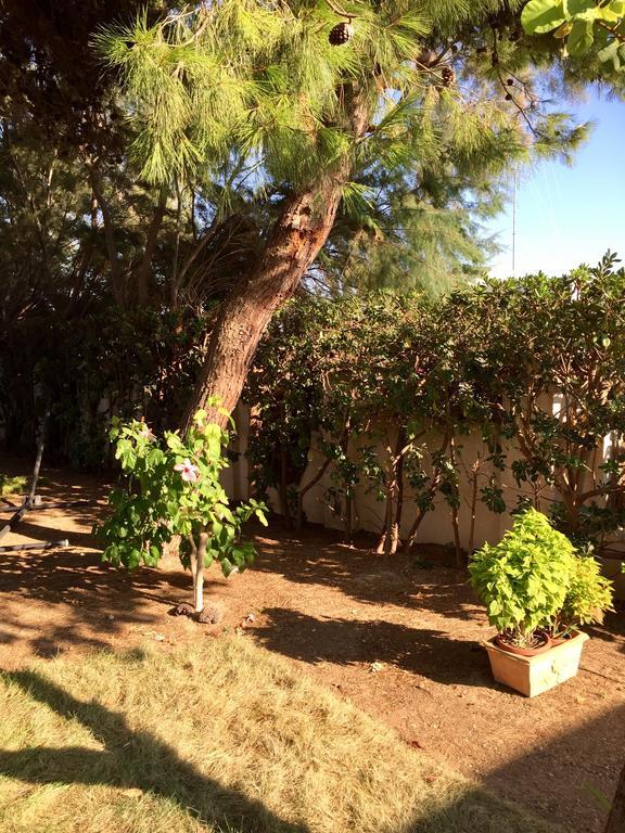 Le Due Pigne (Adults Only) Villa Taranto Bagian luar foto