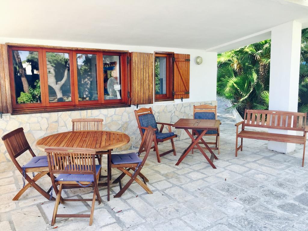 Le Due Pigne (Adults Only) Villa Taranto Bagian luar foto