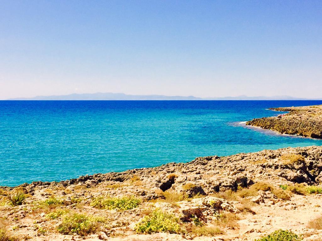 Le Due Pigne (Adults Only) Villa Taranto Bagian luar foto